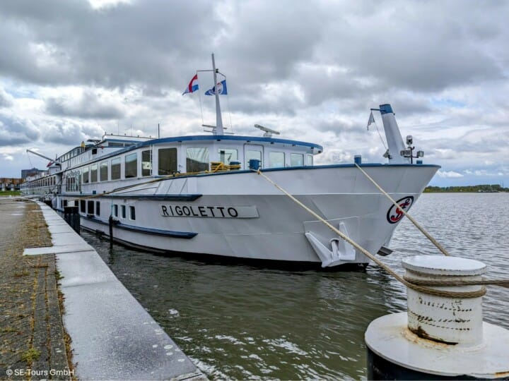 Schiff 3
