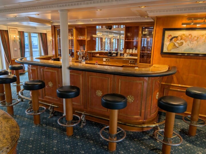 ms-casanova-bar_54532346954_o